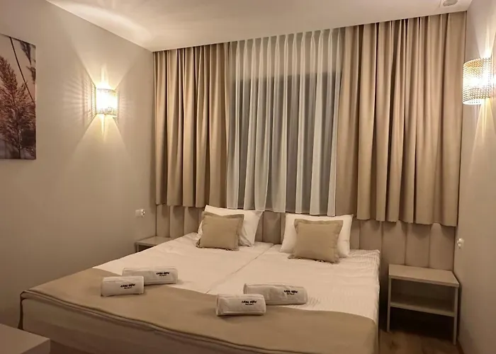 Ośrodek wypoczynkowy Park - *